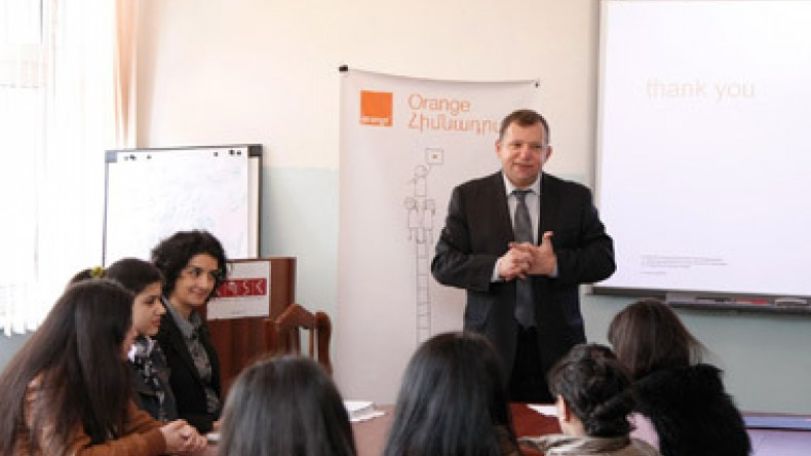 Orange Հիմնադրամը կրթաթոշակներ է տրամադրել 34 ուսանողների
