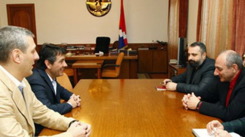 Bako Sahakyan meets Plácido Domingo Jr.