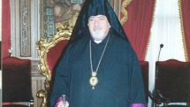 Перед кончиной архиепископ Арсен Берберян благословил и выразил поддержку известному армянскому сатирику Вардану Петросяну