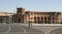 Haykakan Zhamanak: No winner in contest for Republic Square renovation