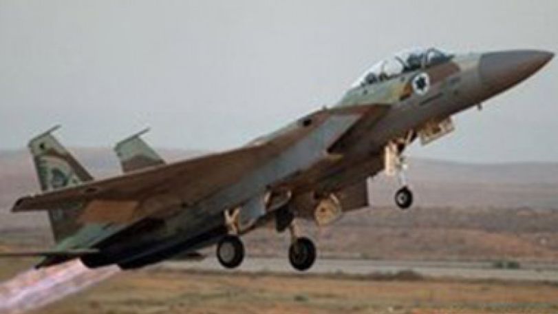 Syria conflict: Israel 'carries out Latakia air strike'