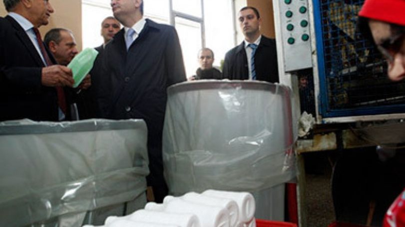 Tigran Sargsyan visits Oval Plastic Company