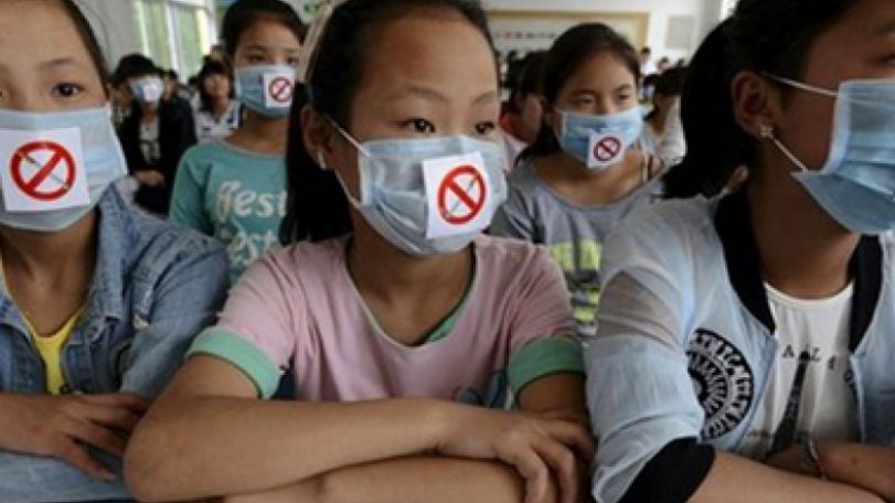 Beijing public smoking ban begins