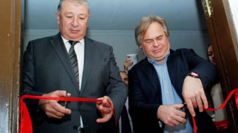 Eugene Kaspersky receives honorary doctorate and discusses viruses and cyber threats in Armenia
