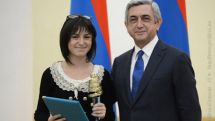 «Խնդրում եմ՝ պատմե՛ք բոլորին դրա մասին». Սերժ Սարգսյանն ընդունել է ՏՏ բնագավառում ՀՀ Նախագահի կրթական պարգևներին արժանացածներին 