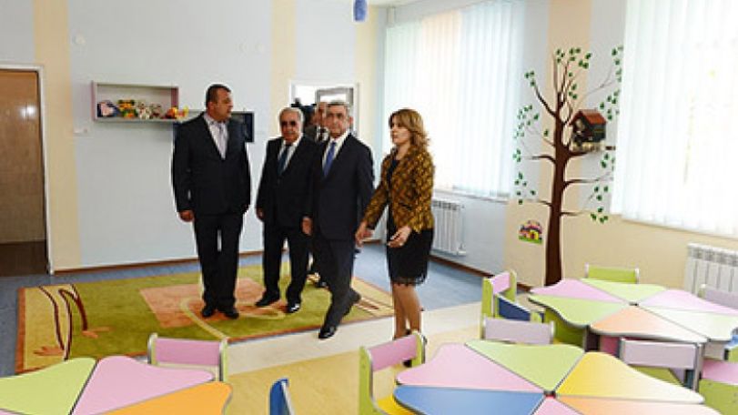 Serzh Sargsyan pays working visits to Ararat, Vayots Dzor provinces 