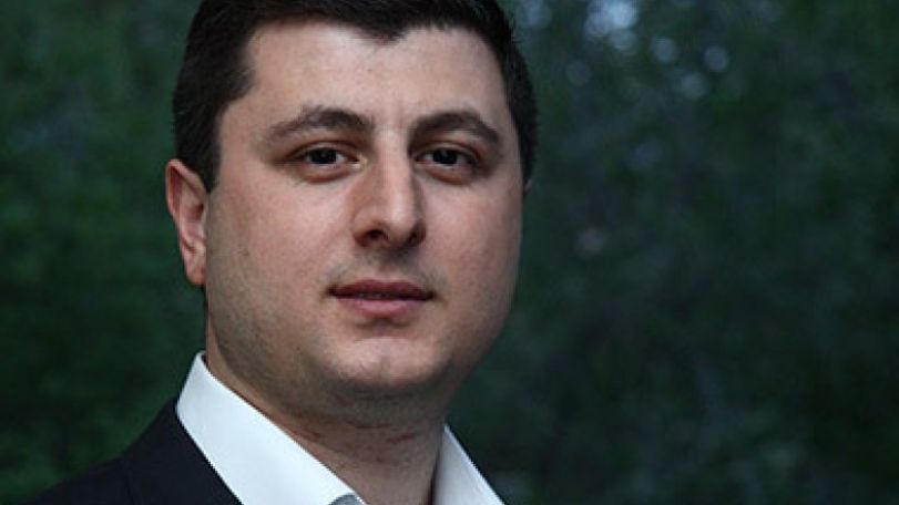 Заявление Э. Сабироглу об отказе отвода снайперов – это угрозы Азербайджана международному сообществу и ответ послу США 