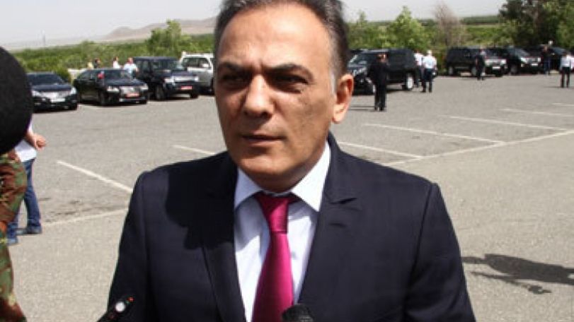 Տաքսու վարորդների կողմից ներկայացվում են նաև խնդիրներ, որոնք հորինված են. Գ. Բեգլարյան