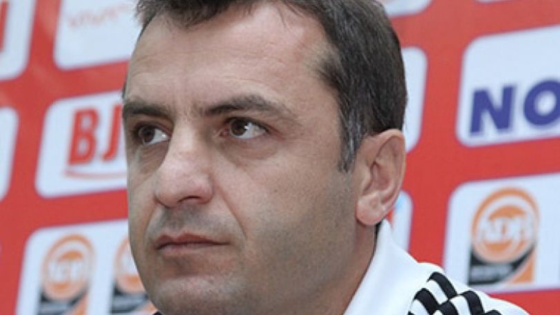 Тренер сборной Армении В. Минасян: Участие Озбилиза в игре с датчанами под вопросом, а капитанскую повязку наденет Г. Мхитарян 