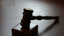 Դիտորդի նկատմամբ բռնություն գործադրելու համար մեղադրվող Արտաշատի քաղաքապետի որդին արդարացվել է