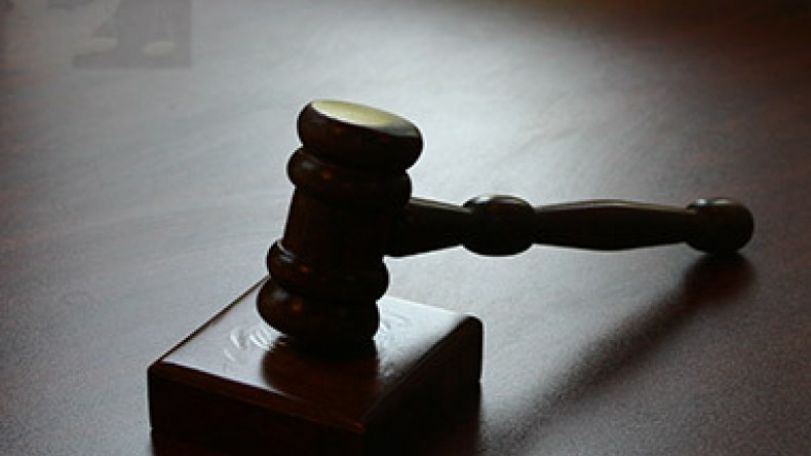 Դիտորդի նկատմամբ բռնություն գործադրելու համար մեղադրվող Արտաշատի քաղաքապետի որդին արդարացվել է