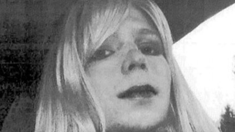 Manning lawyer gives more details on gender change