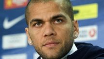 Dani Alves angered by Barcelona's treatment of Abidal