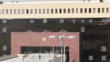 Վերջին երկու օրվա ընթացքում հայկական կողմից 3 զինծառայող է վիրավորվել. ՊՆ-ն խոստանում է՝ անպատասխան չի մնա