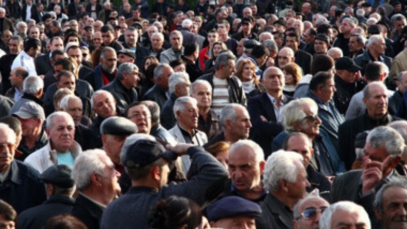 Hraparak: AMD 240 million raised by fund for assistance to hail-affected villagers