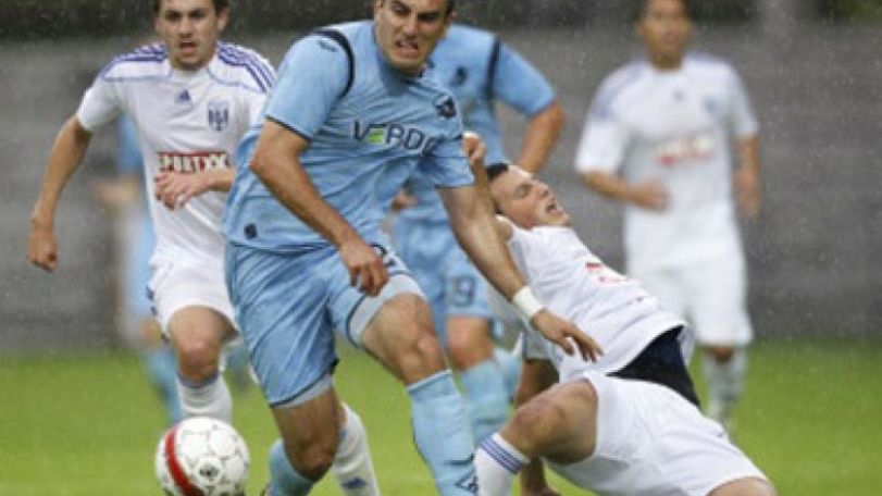 Yura Movsisyan turns 26