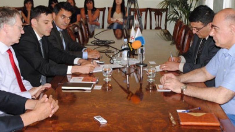 Գերմանիայի դեսպանը պատրաստակամություն է հայտնել Գյումրու քաղաքապետի հետ քննարկել տարբեր ծրագրեր
