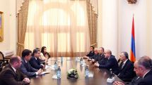 Prime Minister meets with Homenetmen leadership