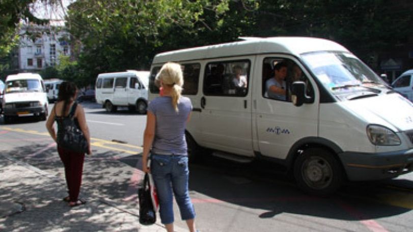 «Աղջիկ ջան, գծում ընդամենը 5 մեքենա ա, տուն գնալուց  նկատի կունենաս»