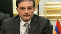 Armenian Ambassador, Egyptian Minister discuss tourism     