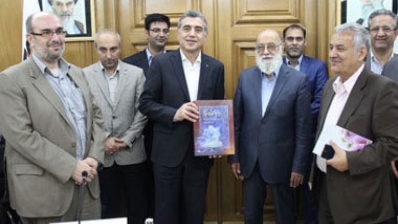 Armenia, Iran discuss cooperation in chess sector
