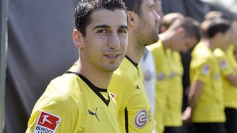 Mkhitaryan shines in debut for Borussia