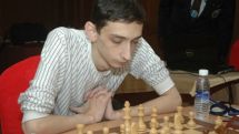 Robert Hovhannisyan & Zaven Andriasian have 2.5 points each
