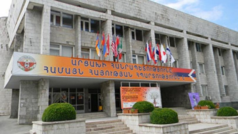 Արցախ եկած սինգապուրցին հիացած է. Ամեն օր ֆեյսբուքյան էջում Արցախի գեղատեսիլ վայրերի լուսանկարներ է տեղադրում (Տեսանյութ)