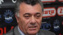 Արտագաղթում է, թե´ ծանր սոցիալական վիճակում գտնվող քաղաքացին, թե´ փող ունեցողը. Ռուբեն Հակոբյան