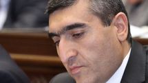 Ситуация с оплатой услуг таможенных брокеров на КПП Бавра остается неизменной. Комментирует Ширак Торосян