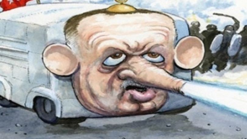 На карикатуре, опубликованной The Guardian, турецкий премьер Эрдоган изображен в виде водомета