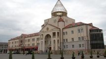 ԼՂՀ ԱԺ նախագահն ընդունել է ՀՀ ԿԳ նախարարին