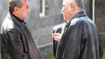 Сурен Хачатрян освобожден от должности губернатора Сюникской области Армении