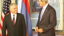 Kerry meets Armenian, Azeri foreign ministers