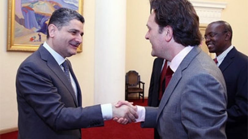 Վարչապետը հույս ունի, որ ՀԲ հետ համագործակցությունն ավելի կամրապնդվի