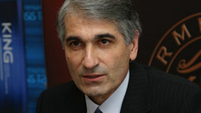 Gagik Makaryan offers to replace 12 ministers