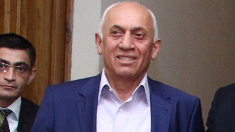 Ի՞նչ անենք, մարդիկ գնում են, իրանց ըտենց ա պետք, ըտենց են անում. Մհեր Սեդրակյանը` արտագաղթի մասին