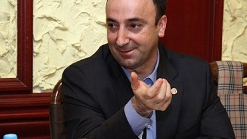 Օդում արդարության չափաբաժինը մեծացել է. Հրայր Թովմասյանը` դատարանների նկատմամբ վստահության հարցման մասին
