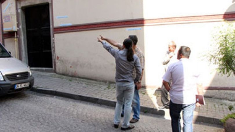 Gunman attacks Armenian church in Istanbul