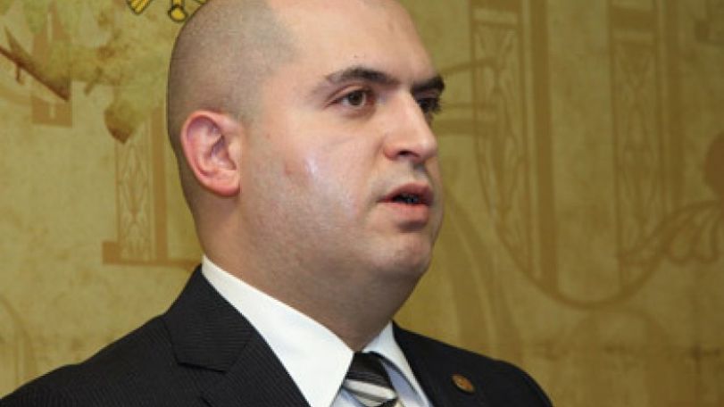 Ա.Աշոտյանի հանձնարարականը մարզպետներին ու քաղաքապետին` «Վերջին դասը»  դարձնել տոն