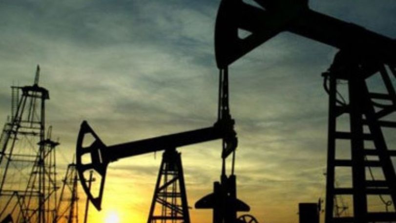 Zerkalo: Oil prices fell sharply; budget troubles possible in Azerbaijan