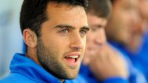 Rossi moves closer to debut
