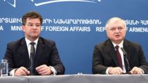 Эдвард Налбандян: Турция преднамеренно пытается связать нормализацию армяно-турецких отношений с карабахской проблемой