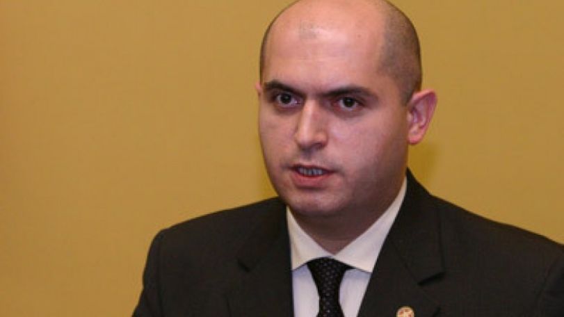  Ա.Աշոտյանի խմբավորված պատասխանը.1-ին դասարանցիները դասի կգնան ապրիլի 1-ից 