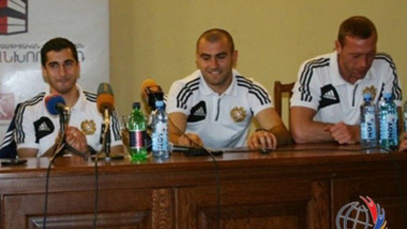 Meeting with players of Armenian national team