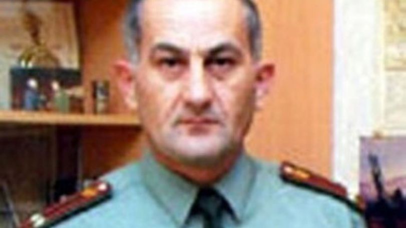 С. Асратян заявил о тщетности попыток Азербайджана свалить собственные проблемы в армии на АО НКР  