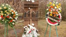 Procession dedicated to innocent victims of Sumgait massacre