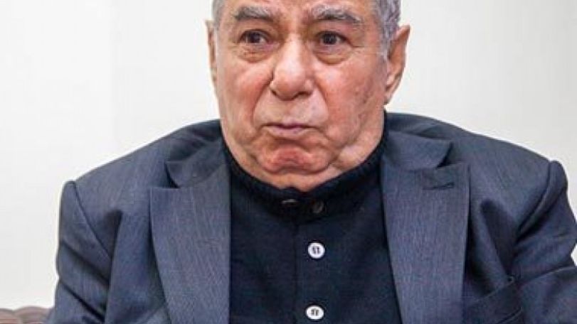 Ministry of Education excludes works of Ekrem Eylisli from school textbooks 
