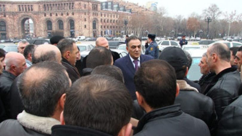 Yerevan taxi drivers protest taxes