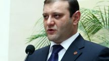 Мэр Еревана объявил строгий выговор оказавшим «медвежьи услуги» директорам школ 